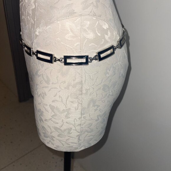 Vintage Womens Belt One Size Silver Enamel Rectangular Chain - Picture 6 of 13